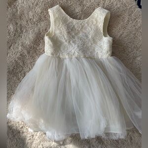 V-back Backless Lace Flower Girl Dress / Pageant /Special Occasions